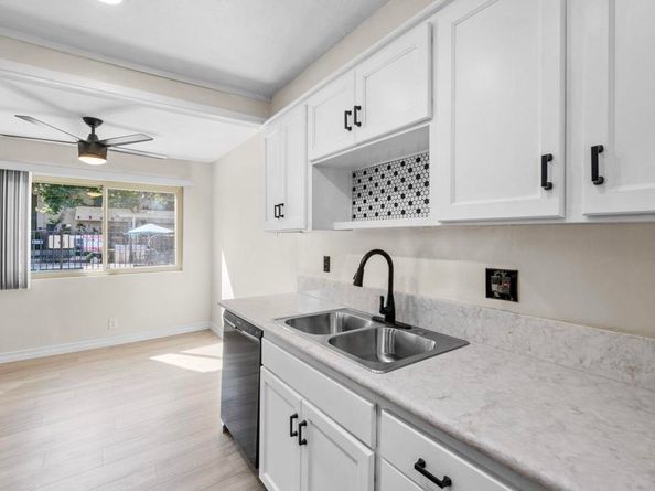 8649 Lake Murray Boulevard 4, San Diego CA 92119