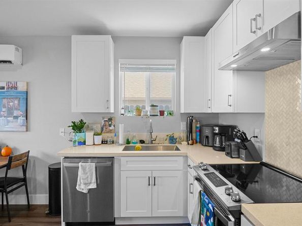 8441 Parkbrook Street, San Diego CA 92114