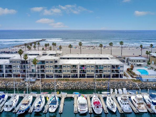 1202 N Pacific Street 307A, Oceanside CA 92054