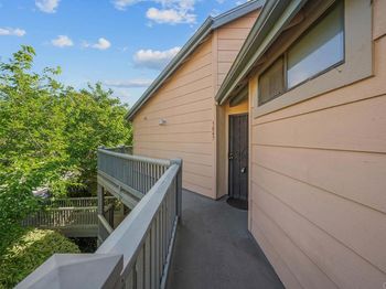 3047 Blue Oak Court