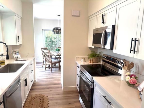 7019 Estrella De Mar Road, Carlsbad CA 92009