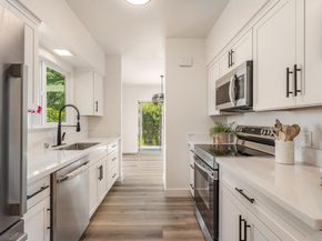 7019 Estrella De Mar Road, Carlsbad CA 92009