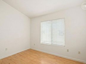 430 Stoney Point Way 129, Oceanside CA 92058