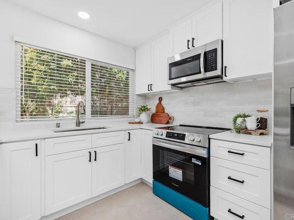 711 La Quebrada, Encinitas CA 92024