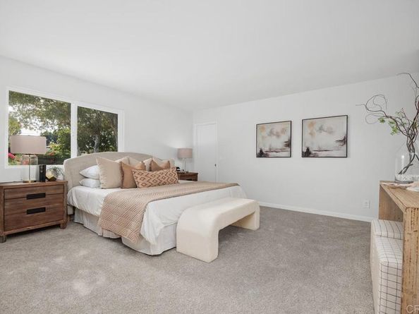 711 La Quebrada, Encinitas CA 92024