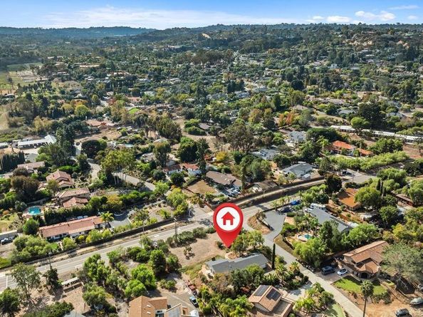 711 La Quebrada, Encinitas CA 92024
