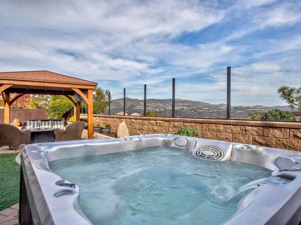 7146 Sitio Destino, Carlsbad CA 92009