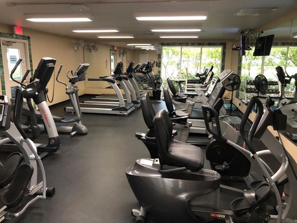 4125 Arcadia Way, Oceanside CA 92056