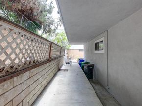 4556 cove Drive, Carlsbad CA 92008