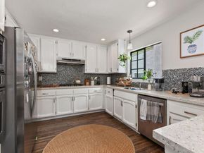 4556 cove Drive, Carlsbad CA 92008