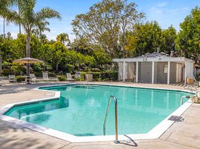 6819 Xana Way, Carlsbad CA 92009