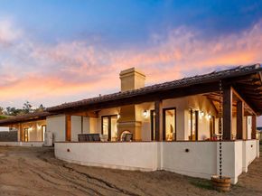 2525 Date Palm Court, Vista CA 92084