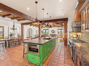 2525 Date Palm Court, Vista CA 92084