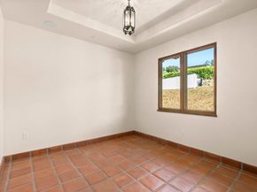 2525 Date Palm Court, Vista CA 92084