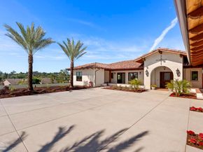 2525 Date Palm Court, Vista CA 92084