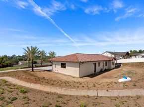 2525 Date Palm Court, Vista CA 92084