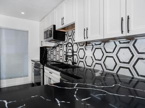 5700 Baltimore Drive 16, La Mesa CA 91942