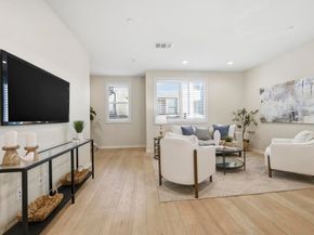 1566 Vista Del Mar Way 3, Oceanside CA 92054