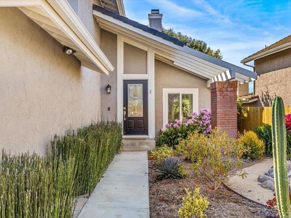 7946 Calle Posada, Carlsbad CA 92009