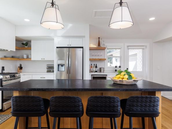 4350 Highland Drive, Carlsbad CA 92008