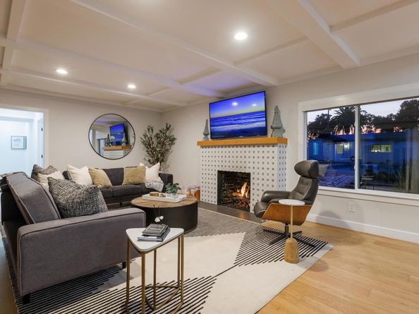 4350 Highland Drive, Carlsbad CA 92008