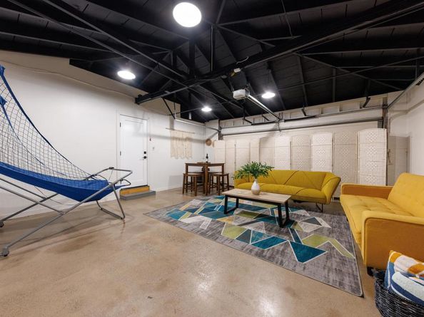 4350 Highland Drive, Carlsbad CA 92008