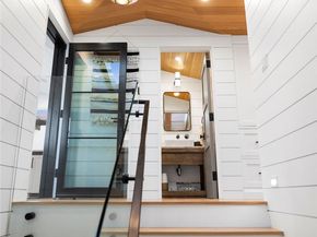 409 North Bayfront, Newport Beach CA 92662