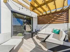 1650 Topanga Avenue, Costa Mesa CA 92627