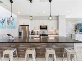 1650 Topanga Avenue, Costa Mesa CA 92627