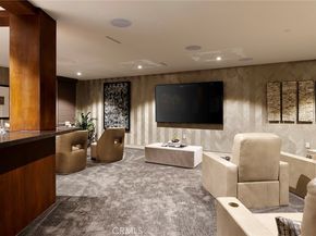 4512 Roxbury Road, Corona Del Mar CA 92625