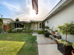 3217 Montana, Costa Mesa CA 92626