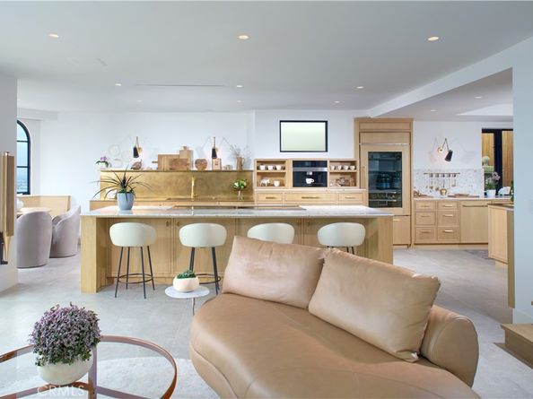 17 Muir Beach Circle, Corona Del Mar CA 92625