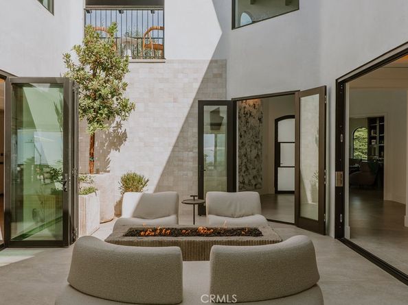 17 Muir Beach Circle, Corona Del Mar CA 92625