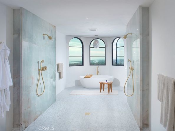 17 Muir Beach Circle, Corona Del Mar CA 92625