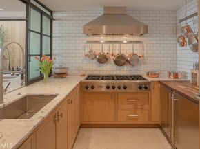 17 Muir Beach Circle, Corona Del Mar CA 92625