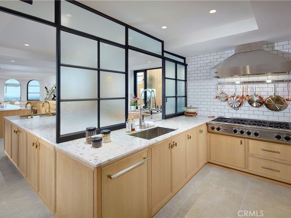 17 Muir Beach Circle, Corona Del Mar CA 92625