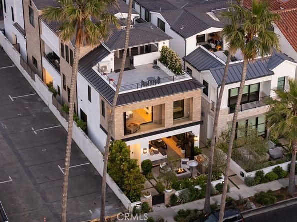 508 Goldenrod Avenue, Corona Del Mar CA 92625