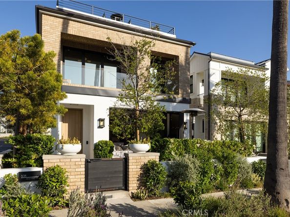 508 Goldenrod Avenue, Corona Del Mar CA 92625