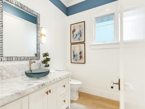 387 La Perle Place, Costa Mesa CA 92627