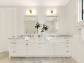 387 La Perle Place, Costa Mesa CA 92627