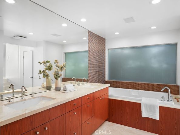 1119 Katella Street, Laguna Beach CA 92651