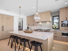 2501 Seaview Ave, Corona Del Mar CA 92625