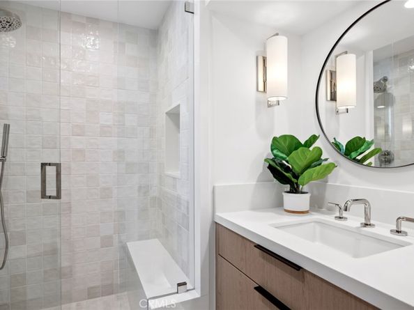 2501 Seaview Ave, Corona Del Mar CA 92625