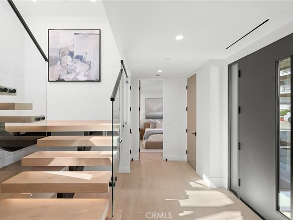 2501 Seaview Ave, Corona Del Mar CA 92625