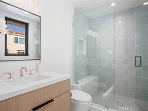 2501 Seaview Ave, Corona Del Mar CA 92625