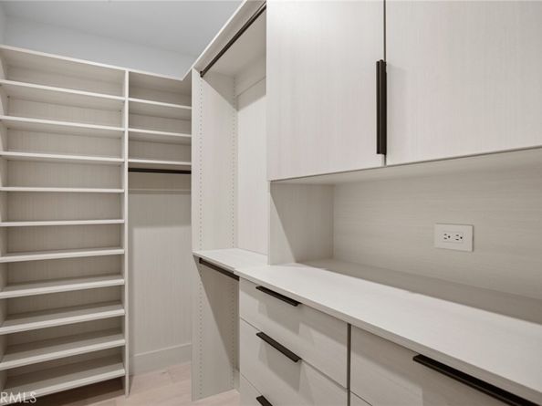 2501 Seaview Ave, Corona Del Mar CA 92625