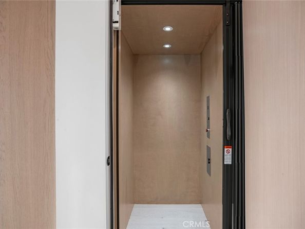 220 Carnation Ave., Corona Del Mar CA 92625