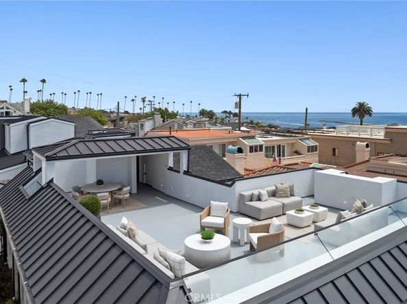 220 Carnation Ave., Corona Del Mar CA 92625