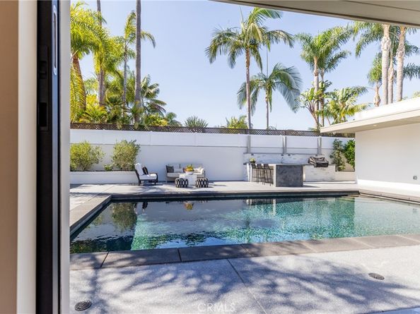1717 Irvine Avenue, Newport Beach CA 92660