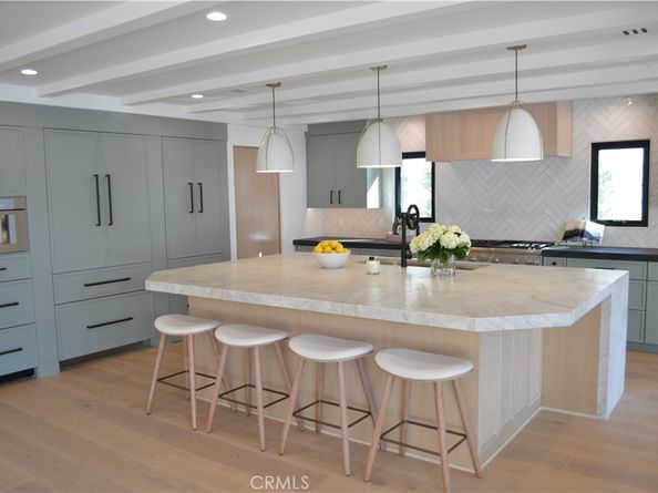 1717 Irvine Avenue, Newport Beach CA 92660